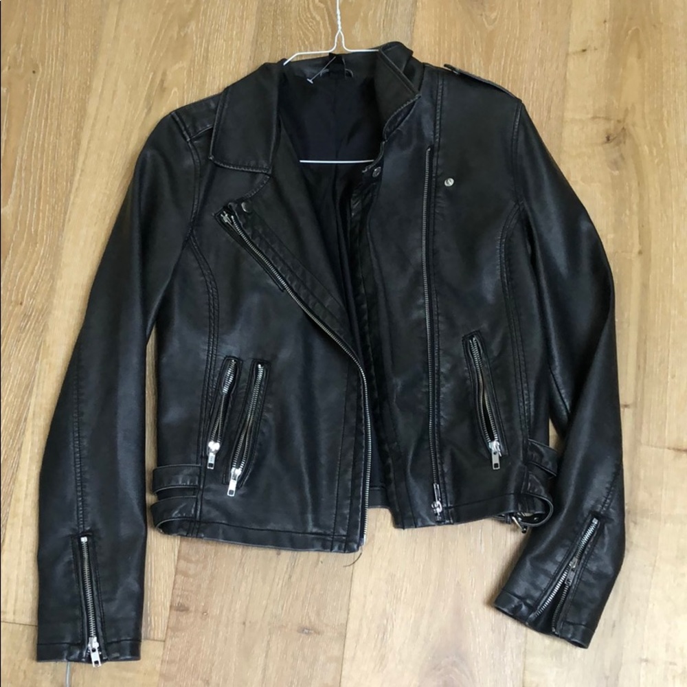 COPY - Faux leather coat